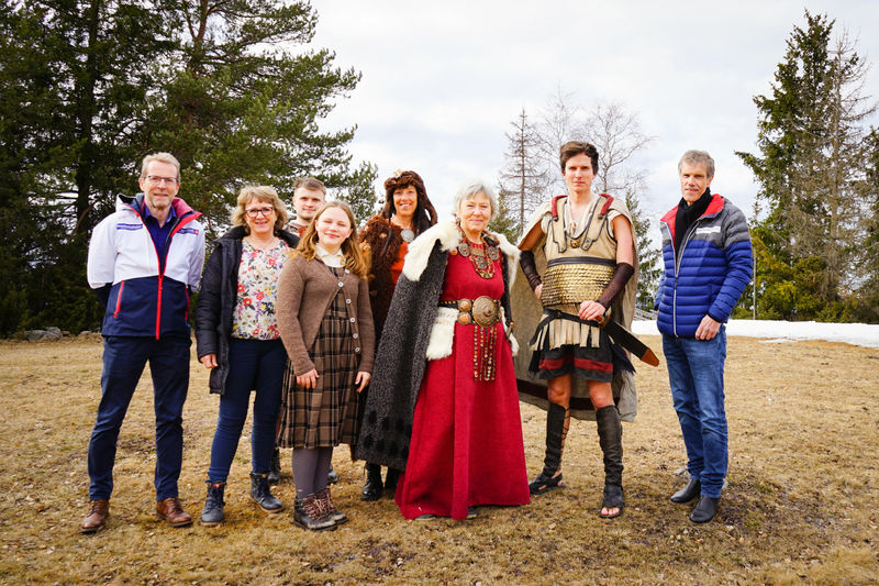 #godesammen - SpareBank 1-stiftelsene, stab og skuespillere møttes på Hadeland Folkemuseum.