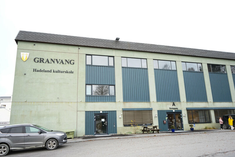Lørdagsamlingen finner sted på Hadeland kulturskole i Gran sentrum.  
