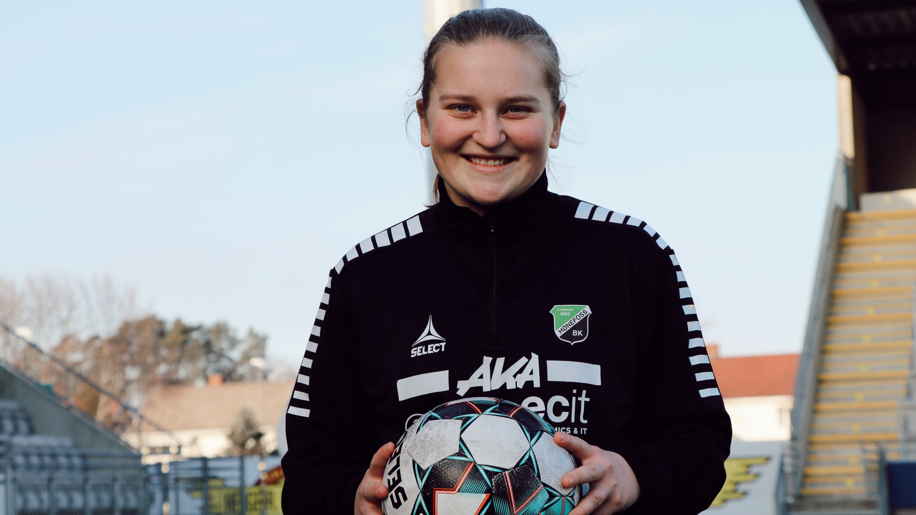 Synne Hamborg - Fotballspiller HBK - Vi Heier