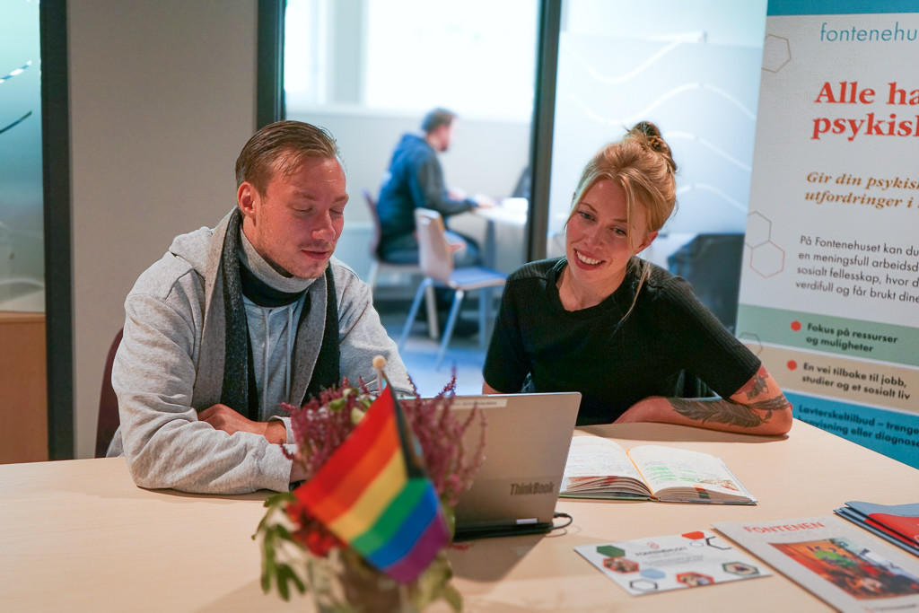 En hjelpende hånd for studenter i Hønefoss